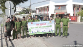 Chi đoàn Thanh niên Công an huyện Gò Công Tây: tổ chức hoạt động ra quân Ngày Thứ bảy tình nguyện chào mừng Tết Dương Lịch năm 2024