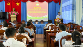 Ông Nguyễn Thanh Tuấn- HUV, Phó Chủ tịch UBND huyện thông báo tình hình phát triển kinh tế- văn hóa- xã hội 6 tháng đầu năm