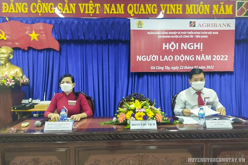 Đoàn Chủ tịch điều hành hội nghị