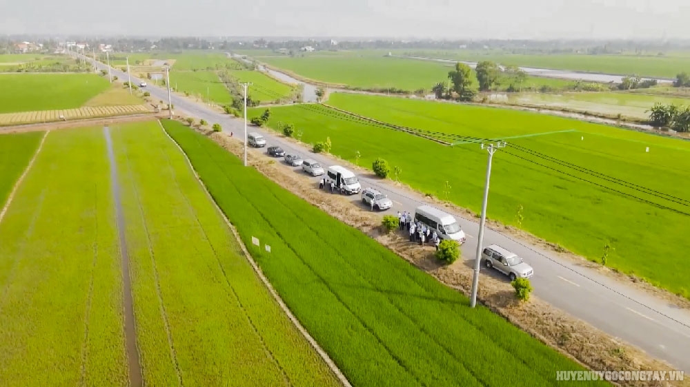 Hội Nông dân xã Thượng Yên Công ra mắt mô hình cánh đồng an toàn không rác  thải