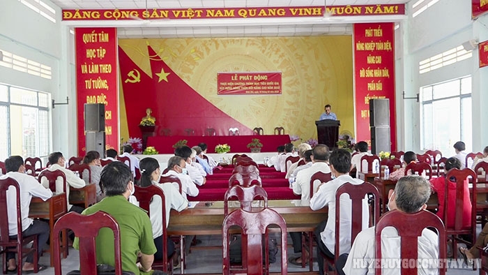 Lãnh đạo Đảng ủy xã Bình Nhì thông qua Nghị quyết tập trung lãnh đạo thực hiện xây dựng xã đạt chuẩn nông thôn mới nâng cao năm 2022