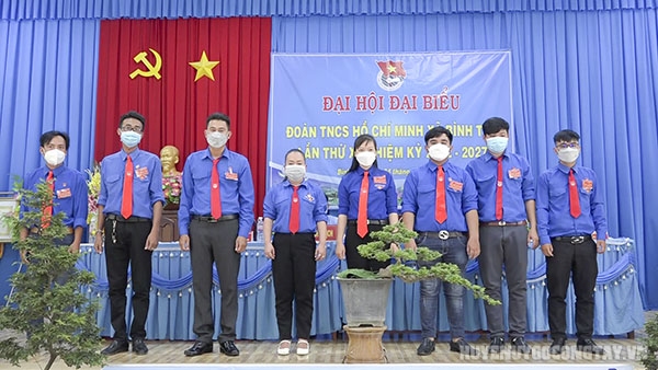 Ban Chấp hành Đoàn Thanh niên Cộng sản Hồ Chí Minh xã Bình Tân nhiệm kỳ 2022-2027