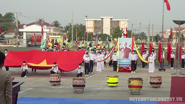 Quang cảnh lễ Khai mạc Đại hội thể dục thể thao