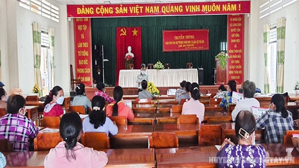 Hội LHPN xã Long Bình tổ chức truyền thông Đề án 938/CP