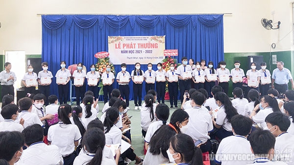Lễ Phát thưởng tổng kết năm học 2021-2022 Trường THCS Nguyễn Đắc Thắng