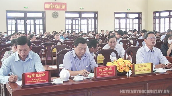 Lãnh đạo UBND các huyện dự Hội nghị tại huyện Cai Lậy
