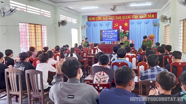 Xã Đồng Sơn tổ chức truyền thông phòng chống ma túy, tệ nạn xã hội cho thanh thiếu niên.