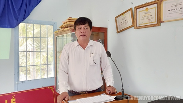 Ông Nguyễn Phước Quang - Giám đốc Bưu Điện huyện Gò Công Tây tuyên truyền BHXH tự nguyện