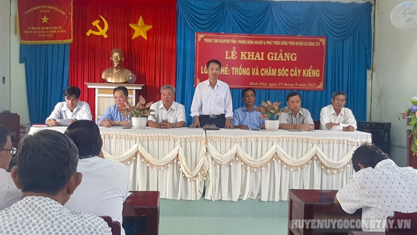 Lễ khai giảng lớp nghề lao động ngắn hạn ở nông thôn năm 2022 tại xã Bình Phú