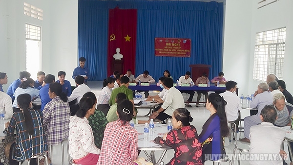 Hội nghị đối thoại trực tiếp nhân dân tham gia góp ý xây dựng Đảng, xây dựng Chính quyền năm 2022 tại xã Đồng Sơn
