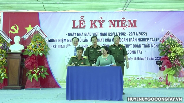 le ky niem 20 11 truong doan tran nghiep huyen go cong tay (6)