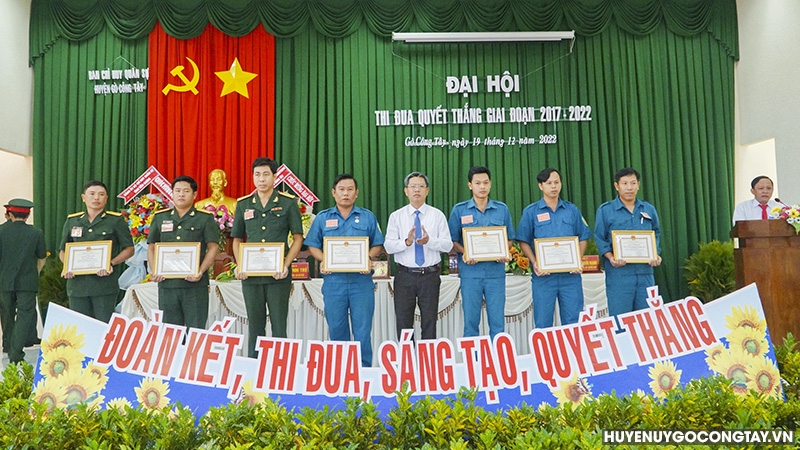 ban chi huy qun su huyen go cong tay dai hoi thi dua quyet thang (5)