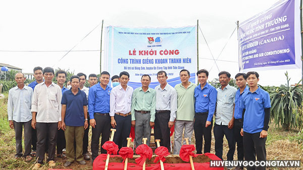 Lễ khởi công công trình Giếng nước tình thương- giếng khoan thanh niên tại ấp Ninh Đồng- xã Đồng Sơn