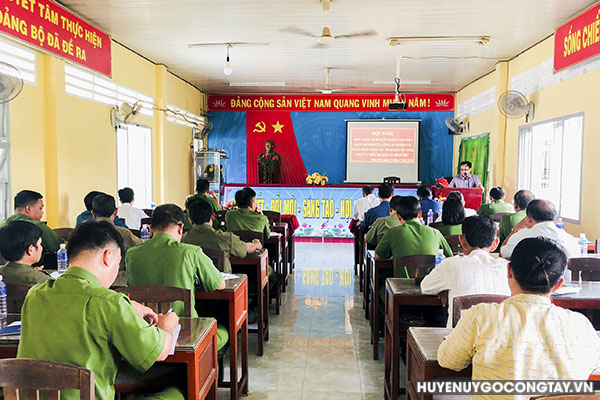 Hội nghị triển khai kế hoạch nâng chất công tác đảm bảo an ninh, trật tự trên địa bàn xã Bình Nhì
