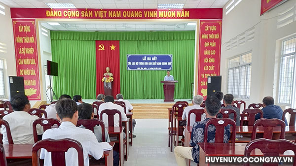 Lễ ra mắt câu lạc bộ “Nông dân sản xuất kinh doanh giỏi” xã Long Vĩnh.