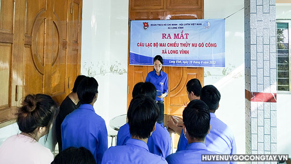 Đoàn thanh niên xã Long Vĩnh tổ chức ra mắt Câu lạc bộ Mai chiếu thủy nu Gò Công