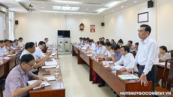Ông Nguyễn Văn Kiệt - Phó Giám đốc Sở Tài nguyên và Môi trường tỉnh Tiền Giang phát biểu chỉ đạo.
