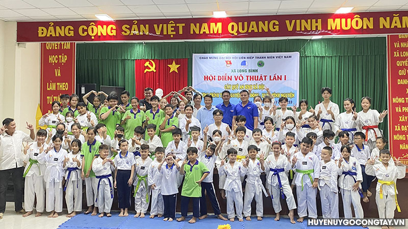 Câu lạc bộ Taekwondo Long Bình tổ chức Hội diễn võ thuật năm 2023.