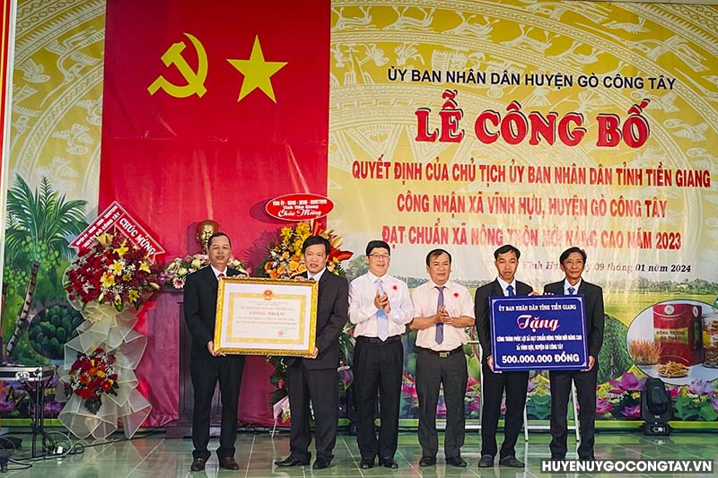 Huyện Gò Công Tây long trọng tổ chức Lễ ra mắt xã Vĩnh Hựu đạt chuẩn xã nông thôn mới nâng cao