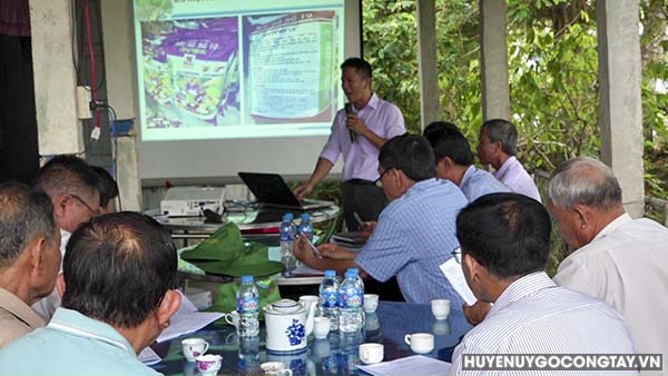 Huyện Gò Công Tây: Hội thảo sơ kết đánh giá mô hình sản xuất lúa theo hướng hữu cơ trong vụ Đông Xuân tại xã Thạnh Nhựt