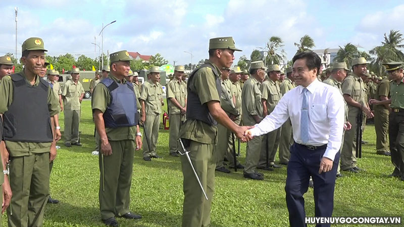 ra mat luc luong dam bao an ninh trat tu co so tinh tien giang (1)