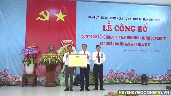 do thi van minh vinh binh huyuein go cong tay (7)