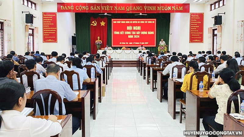 Huyện ủy Gò Công Tây: Hội nghị tổng kết công tác xây dựng Đảng năm 2024