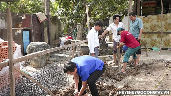 xa vinh huu ra quan xoa nha tam (1)