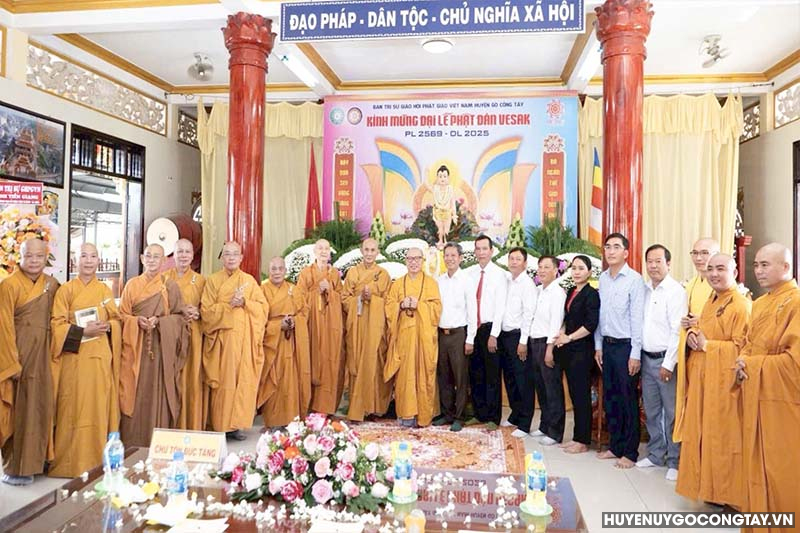 go cong tay dai le phat dang