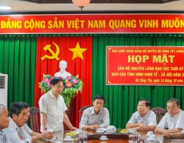 hopmat-lanhdao-tiennhiem-2022-23.jpg